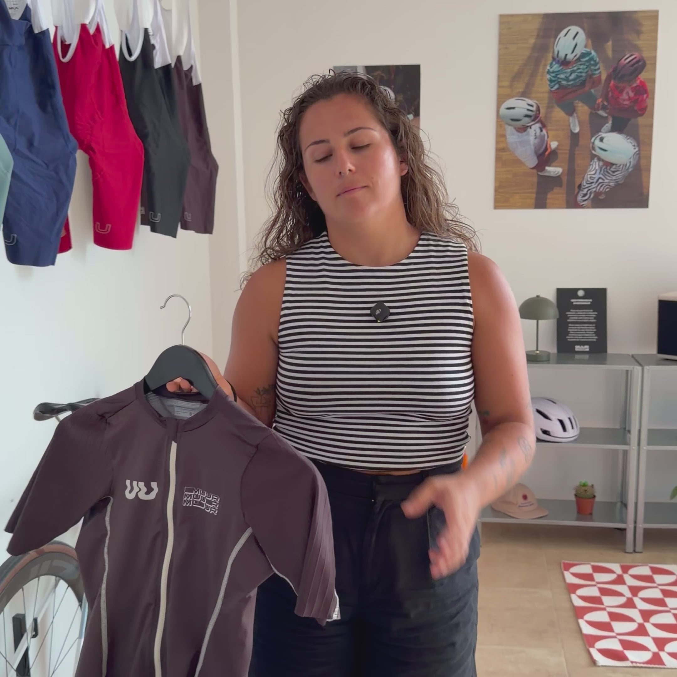 Cargar video: MAILLOT RACING EDT. II WOMEN